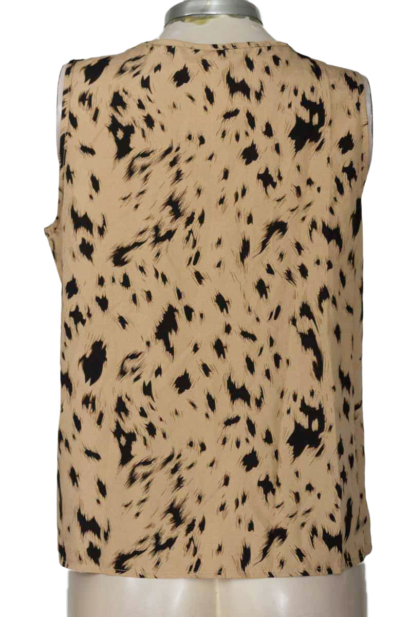 Top / Camiseta color Beige - Closeando