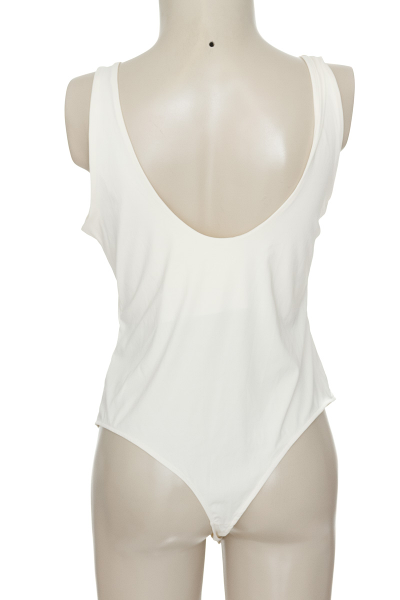 Top / Camiseta color Blanco - H&M
