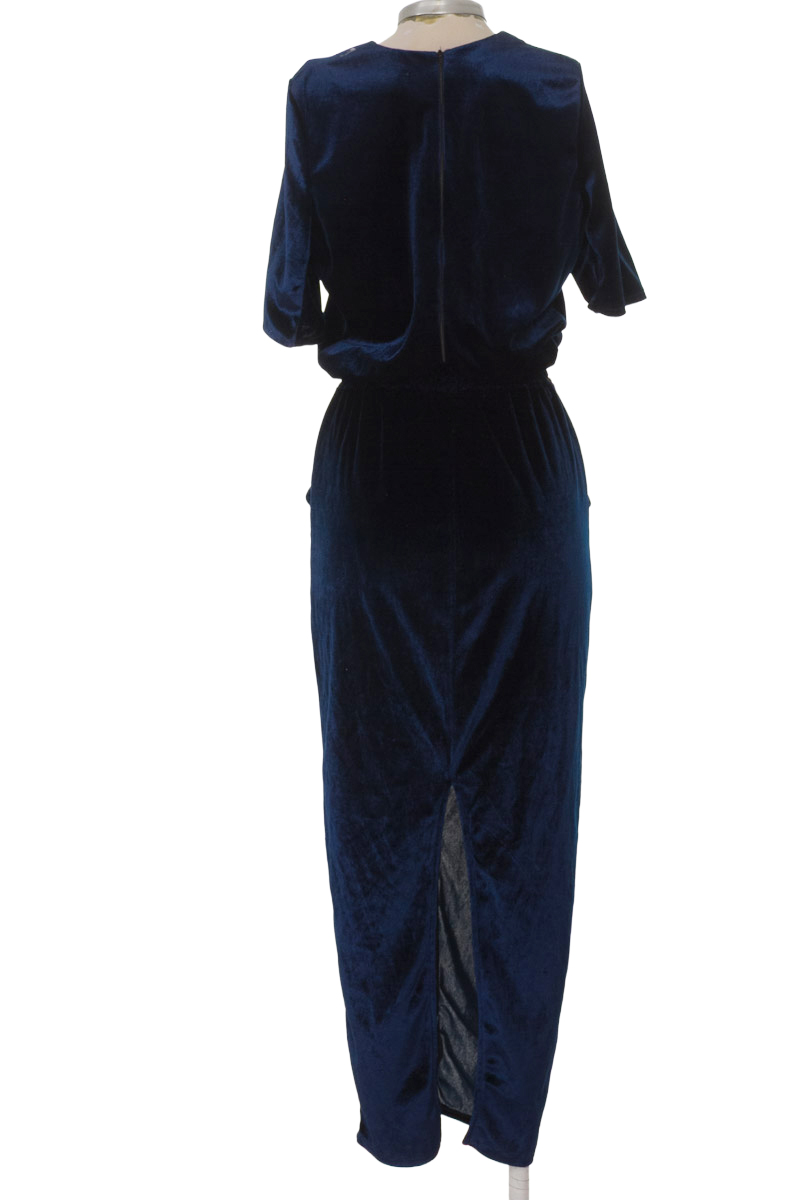 Vestido / Enterizo color Azul - Closeando