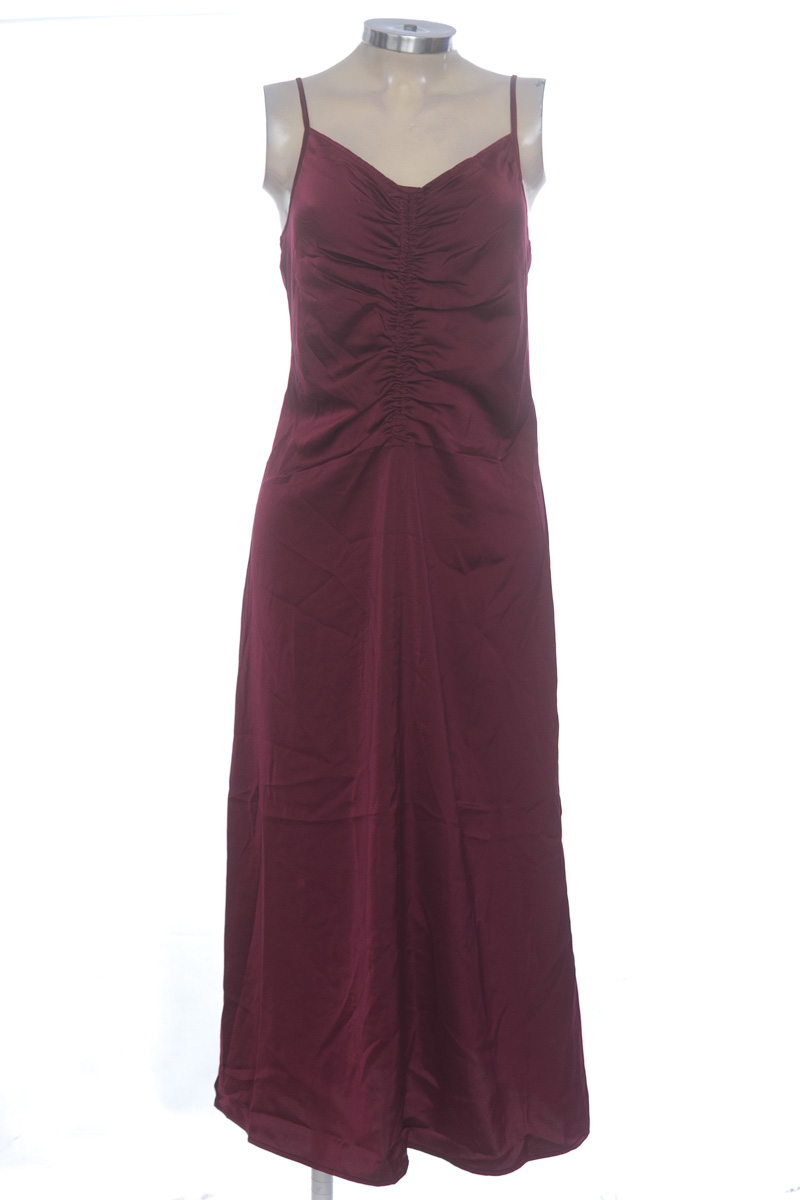 Vestido / Enterizo color Vinotinto - H&M