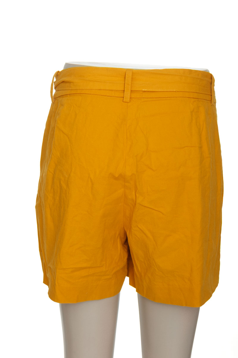 Short color Mostaza - PATPRIMO