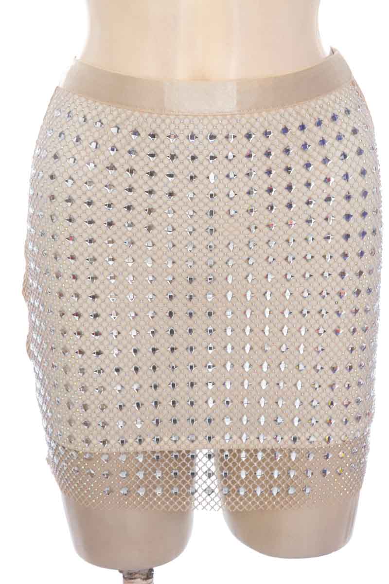Falda color Beige - Closeando