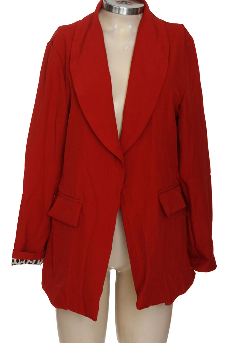 Chaqueta / Abrigo color Rojo - Closeando
