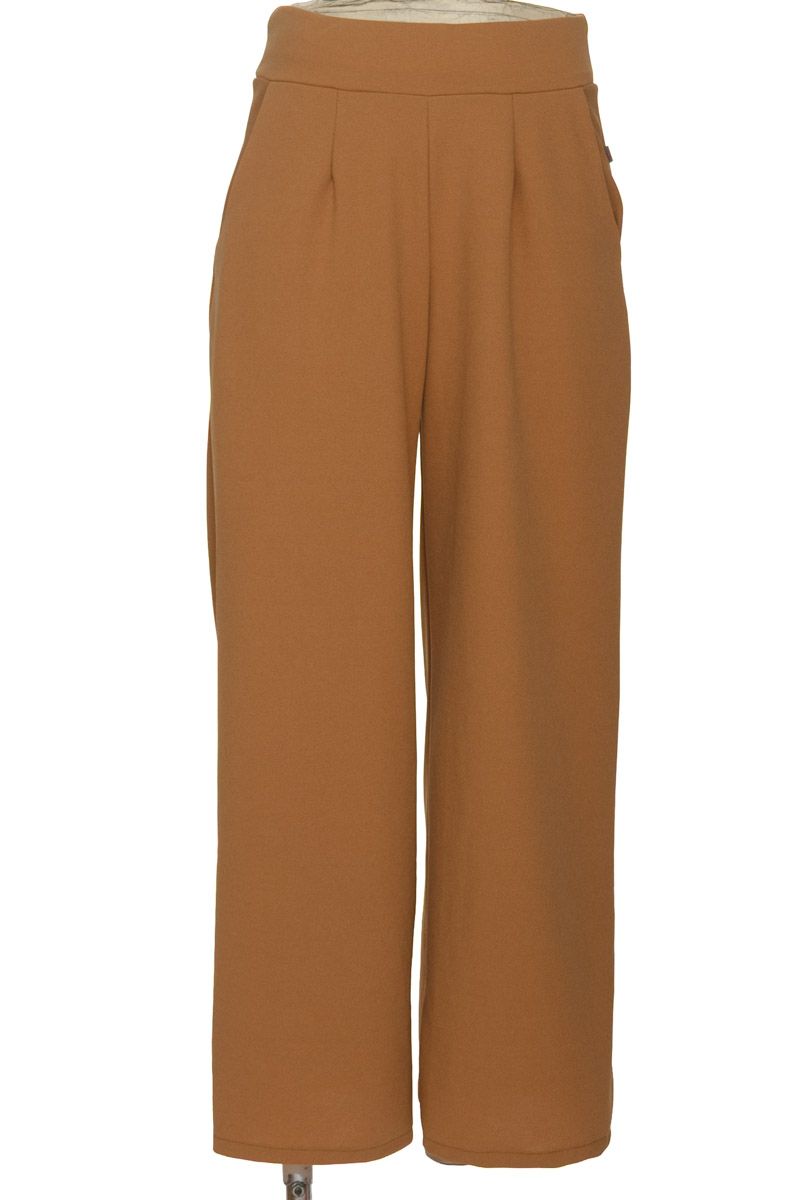 Pantalones color Beige - Closeando