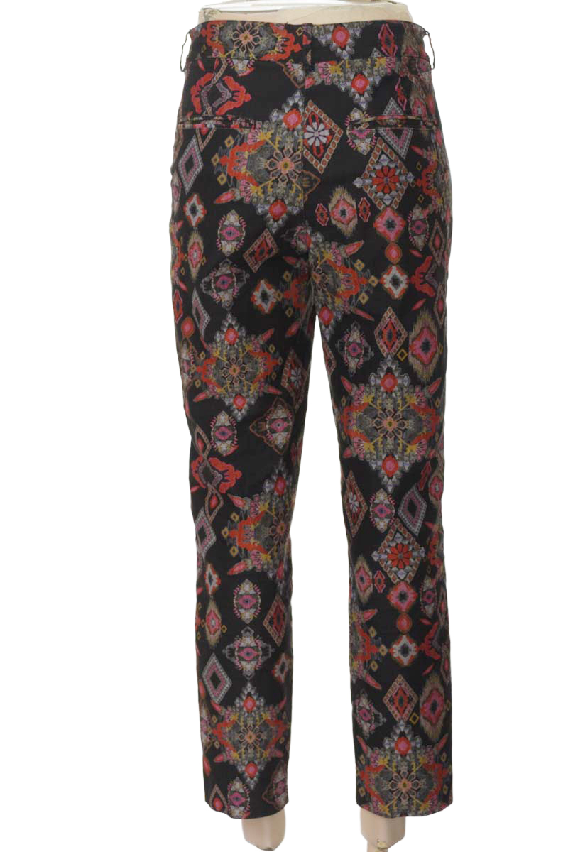 Pantalones color Negro - Zara