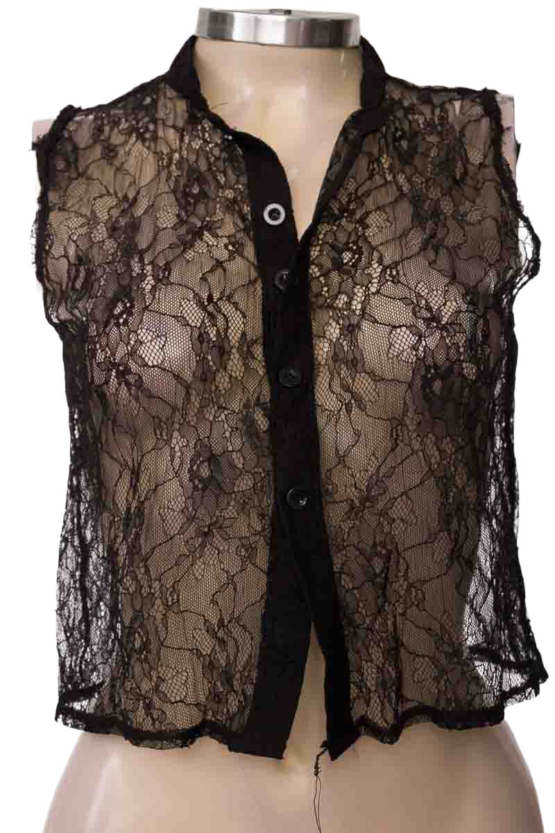 Top / Camiseta color Negro - Red Lun