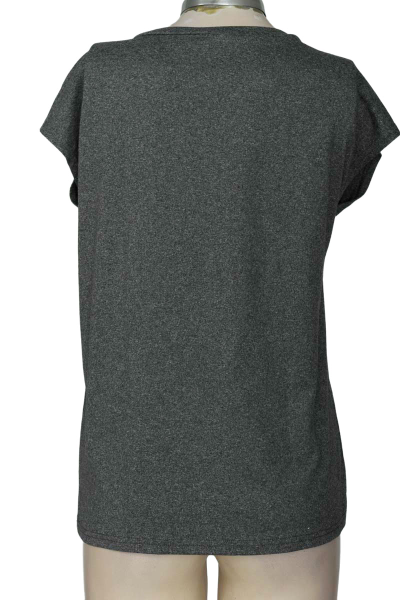 Top / Camiseta color Gris - Closeando