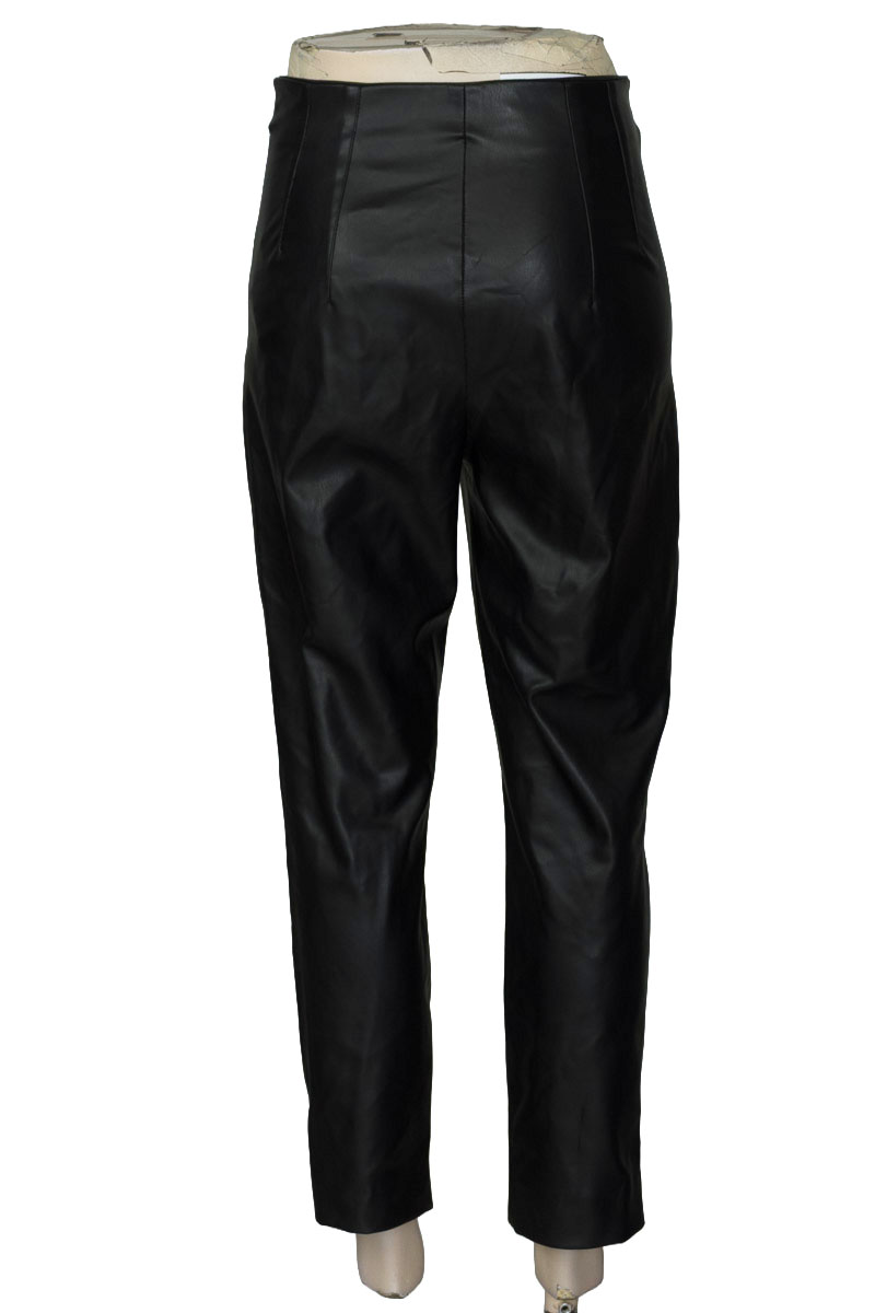 Pantalones color Negro - Zara