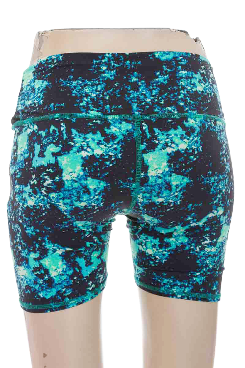 Ropa Deportiva / Salida de Baño color Negro - Yazo