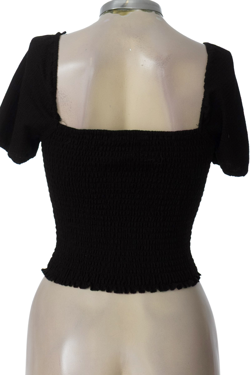 Top / Camiseta color Negro - Stradivarius