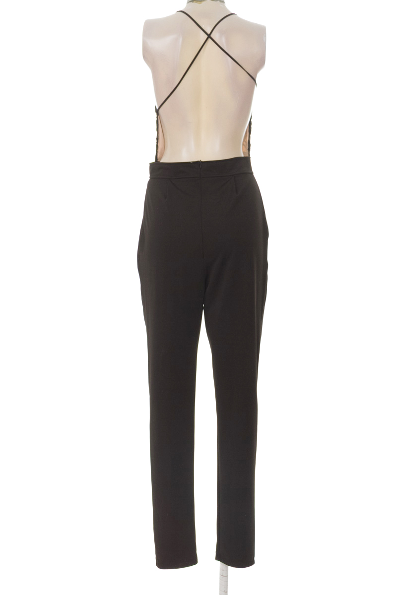 Vestido / Enterizo color Negro - Closeando