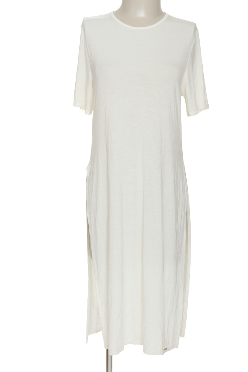 Top / Camiseta color Blanco - Roott + Co
