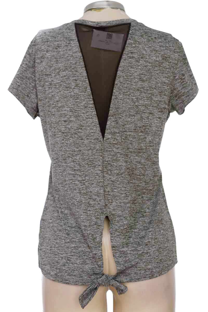 Top / Camiseta color Gris - Belife