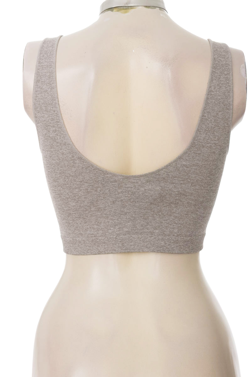 Ropa Deportiva / Salida de Baño color Gris - Stradivarius