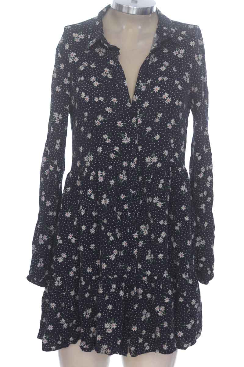 Vestido / Enterizo color Azul - Stradivarius