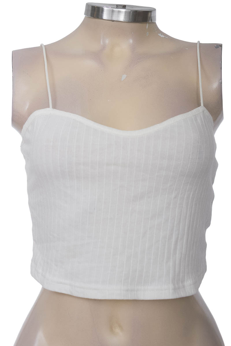 Top / Camiseta color Blanco - Closeando