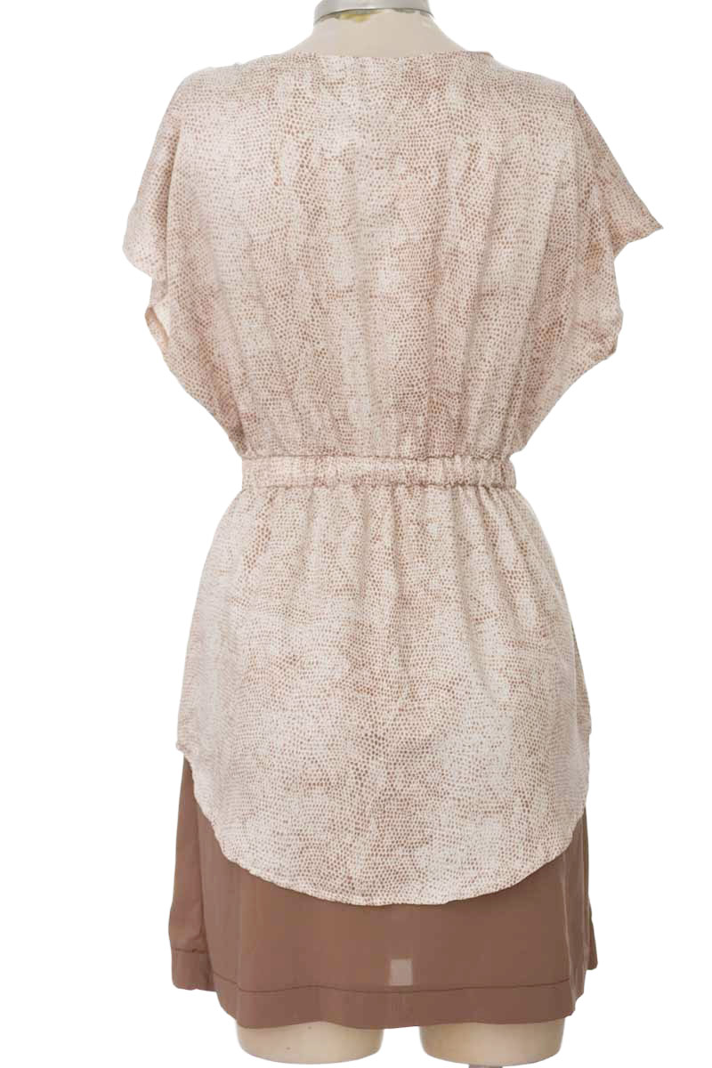 Vestido / Enterizo color Beige - Pia