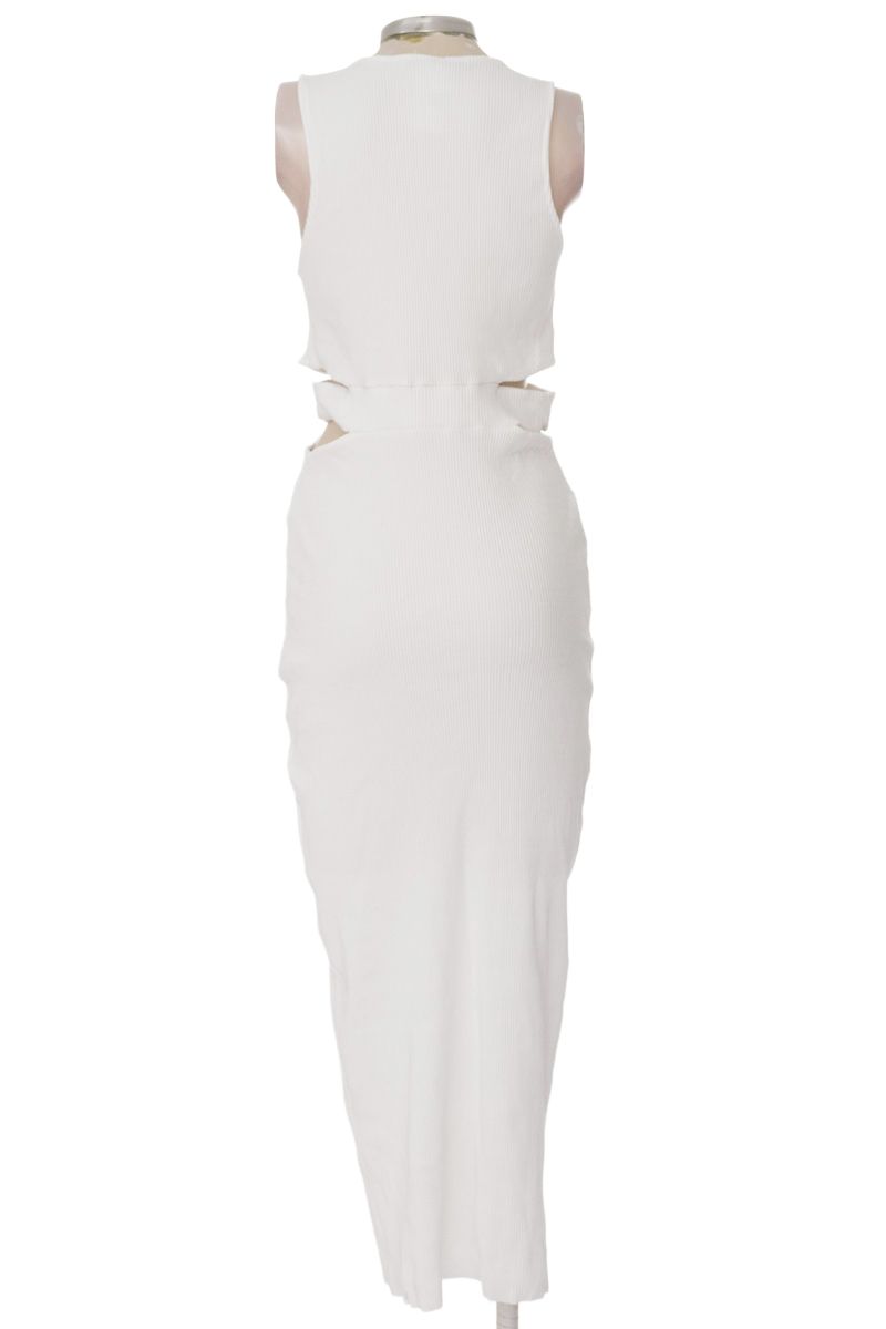 Vestido / Enterizo color Blanco - Zara