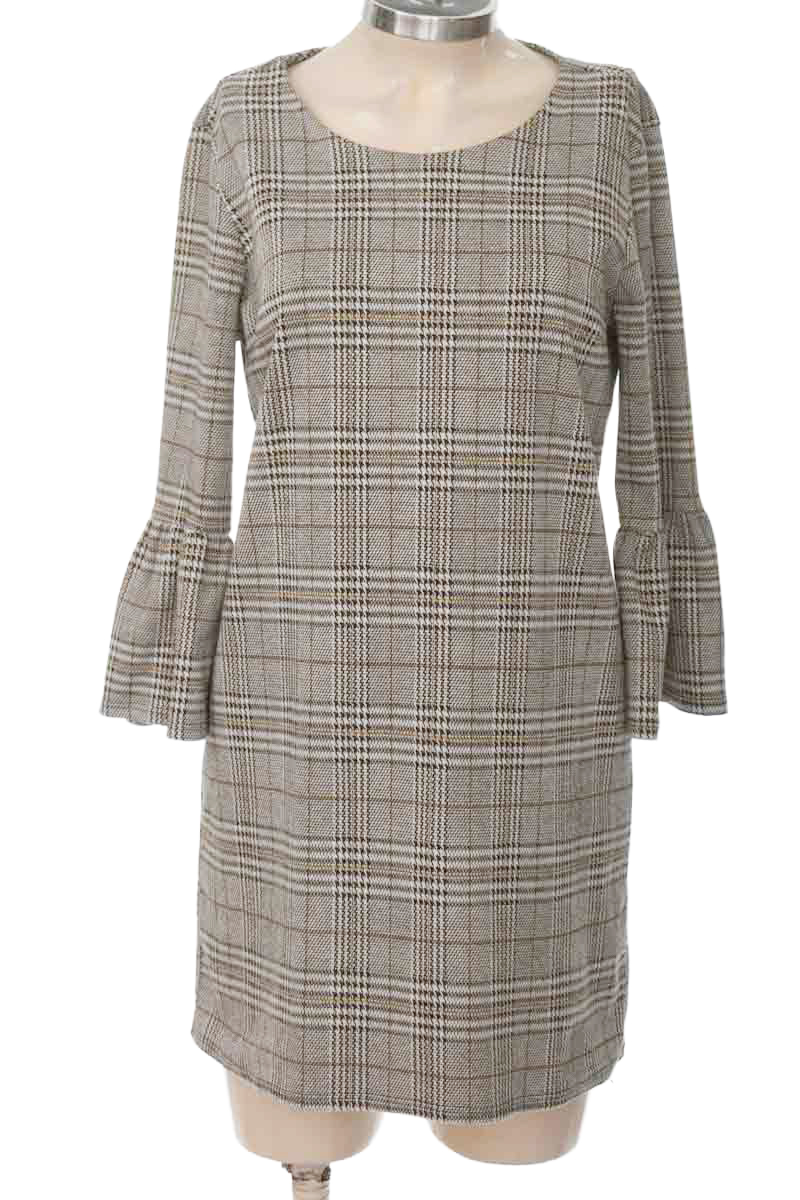 Vestido / Enterizo color Gris - Basement