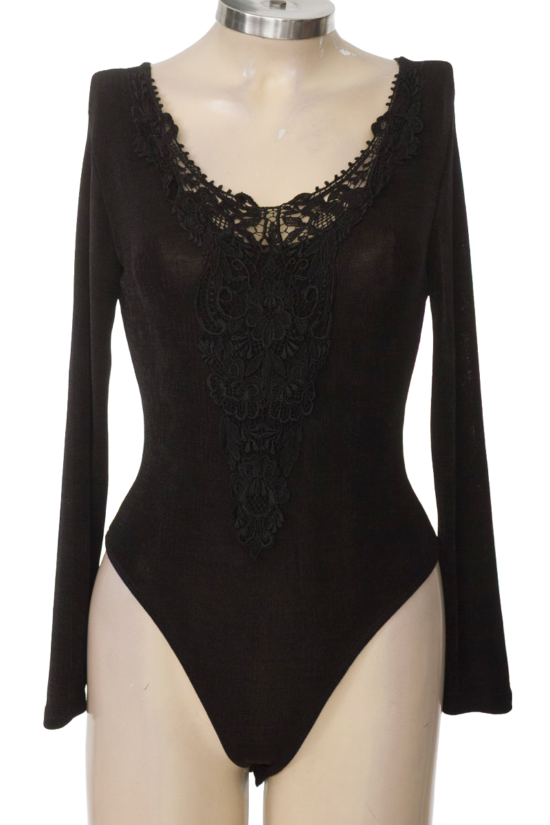 Top / Camiseta color Negro - Pola