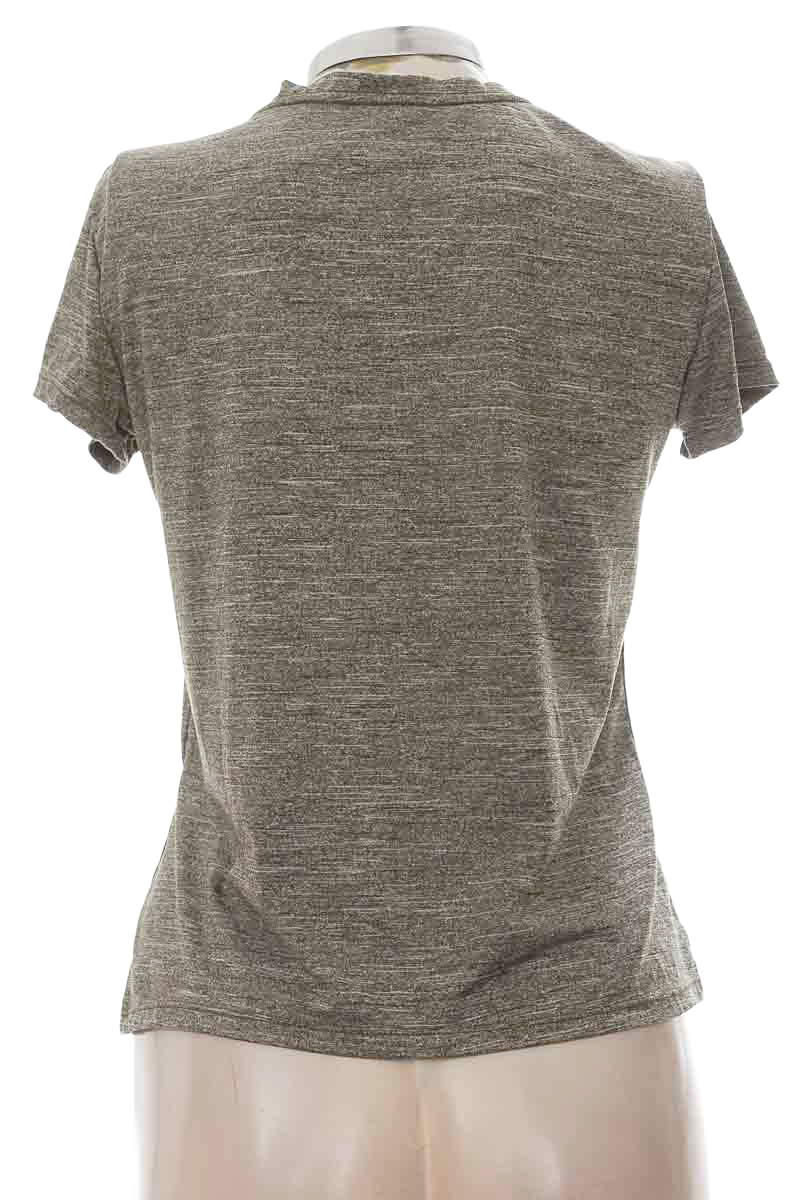 Ropa Deportiva / Salida de Baño color Gris - GreenFit