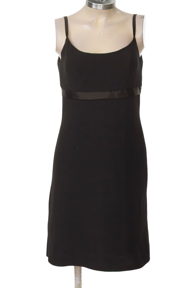 Vestido / Enterizo color Negro - Closeando