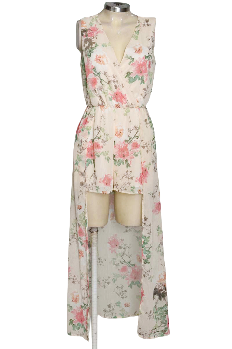 Vestido / Enterizo color Beige - Sweet Storm