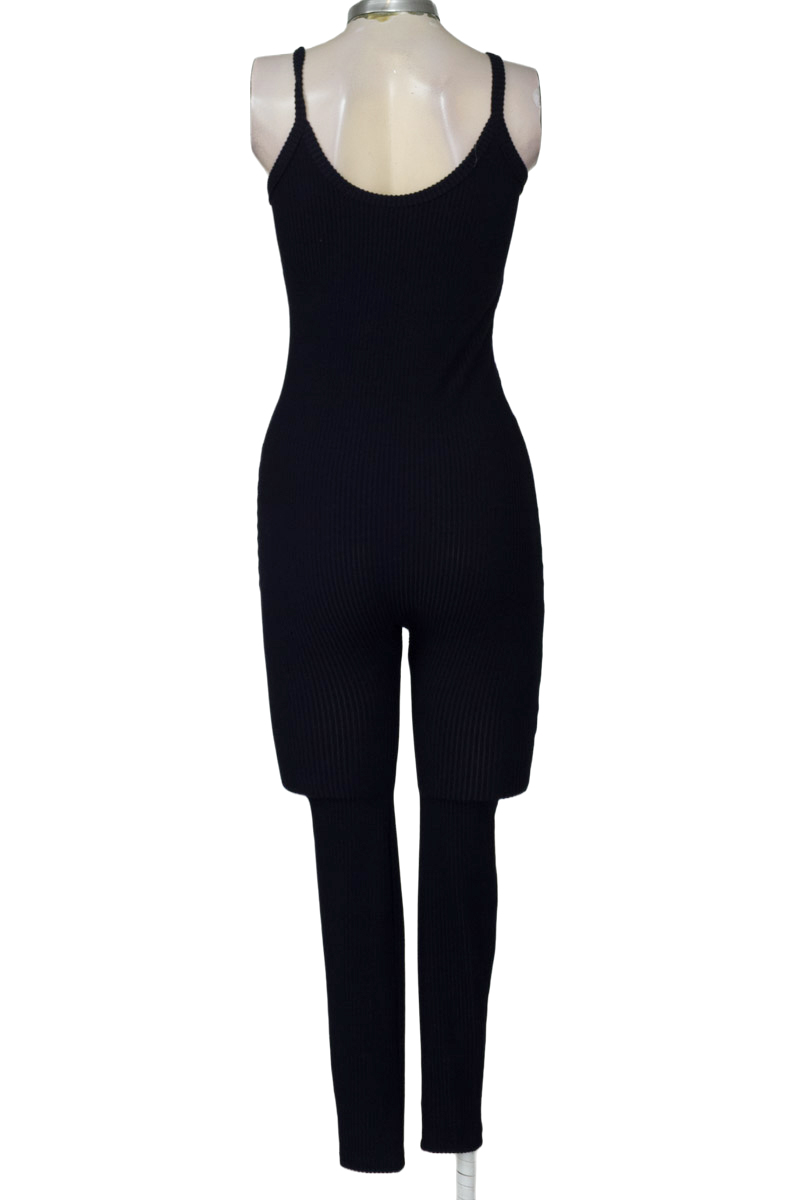 Vestido / Enterizo color Azul - Closeando