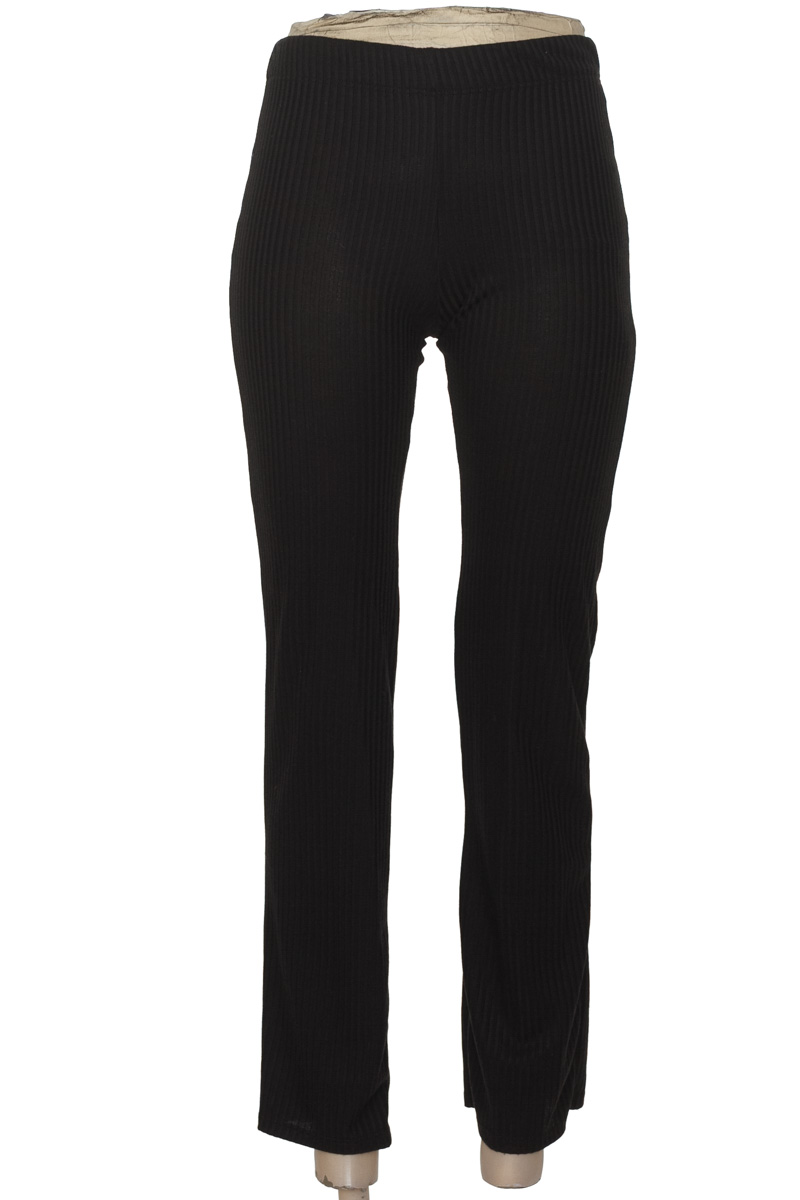 Pantalones color Negro - Yerba Buena