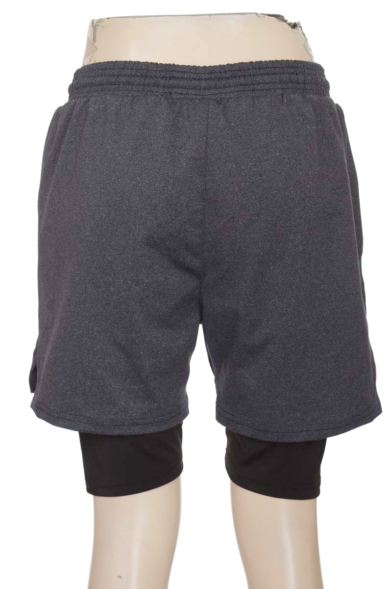 Ropa Deportiva color Azul - Under Fit