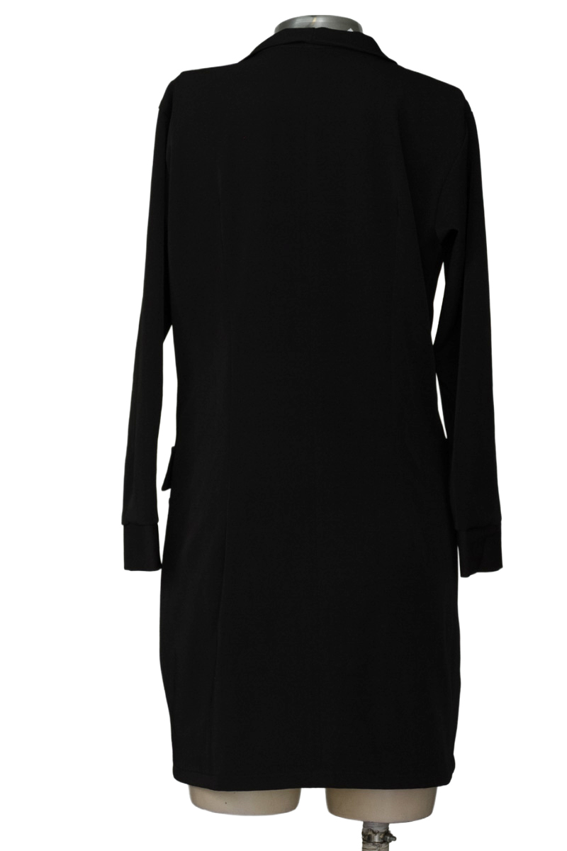 Chaqueta / Abrigo color Negro - Closeando