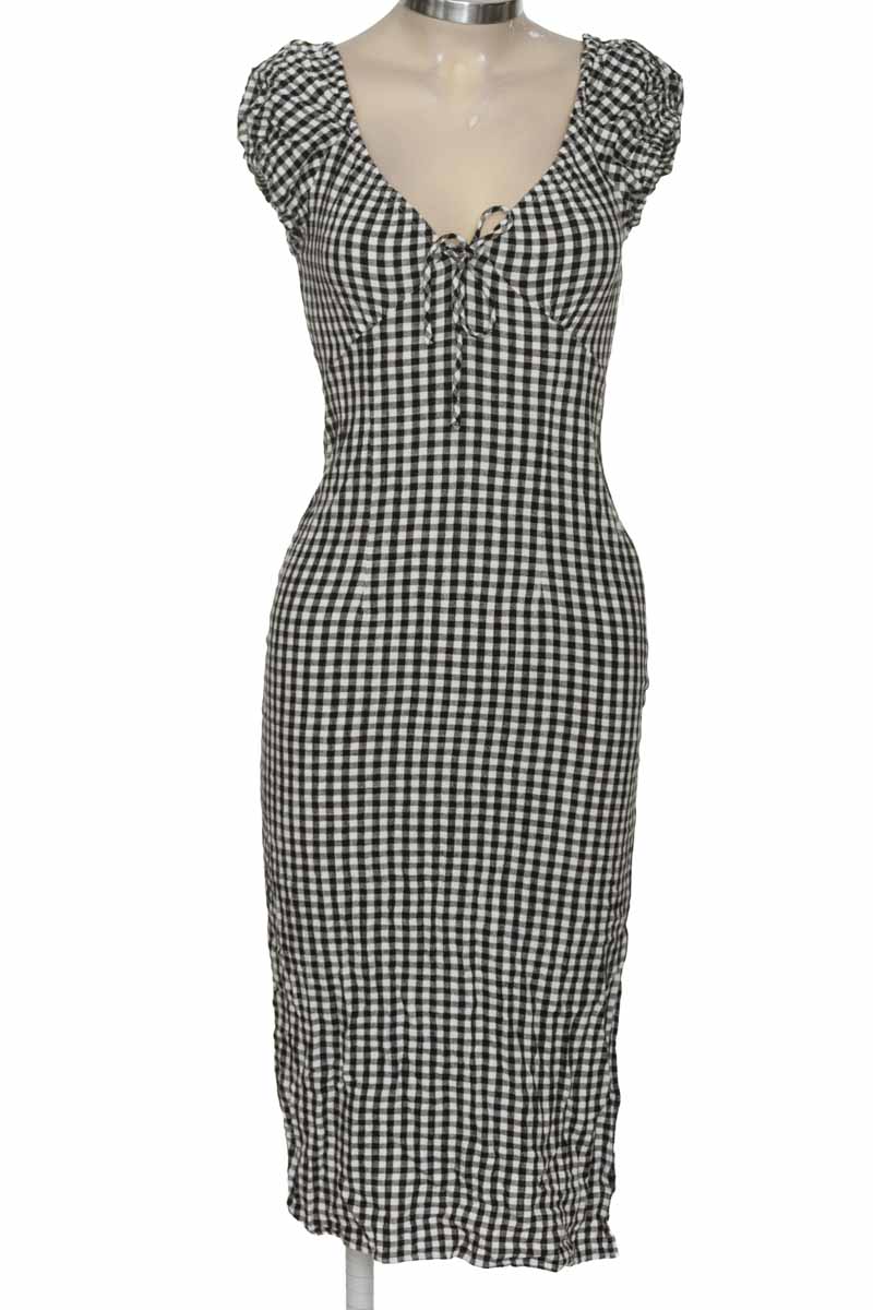 Vestido / Enterizo color Negro - Divided by H&M