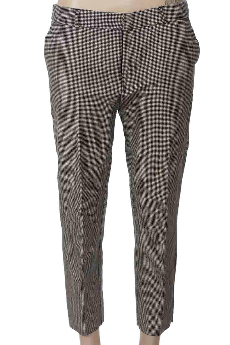 Pantalones color Negro - Stradivarius