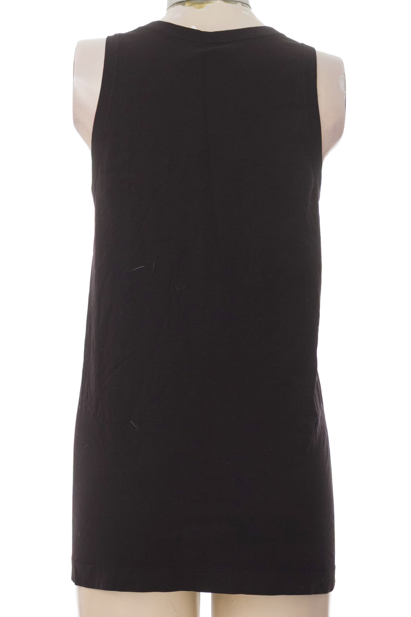 Top / Camiseta color Negro - cachet
