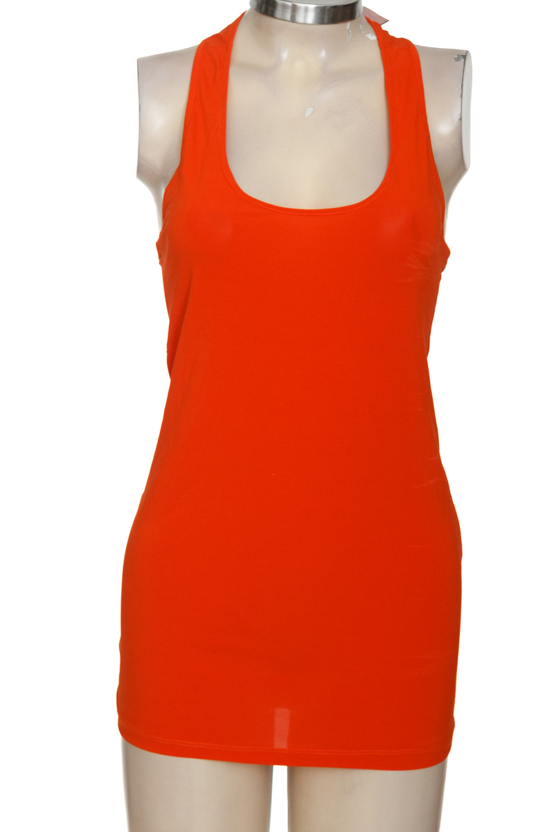 Top / Camiseta color Naranja - Closeando