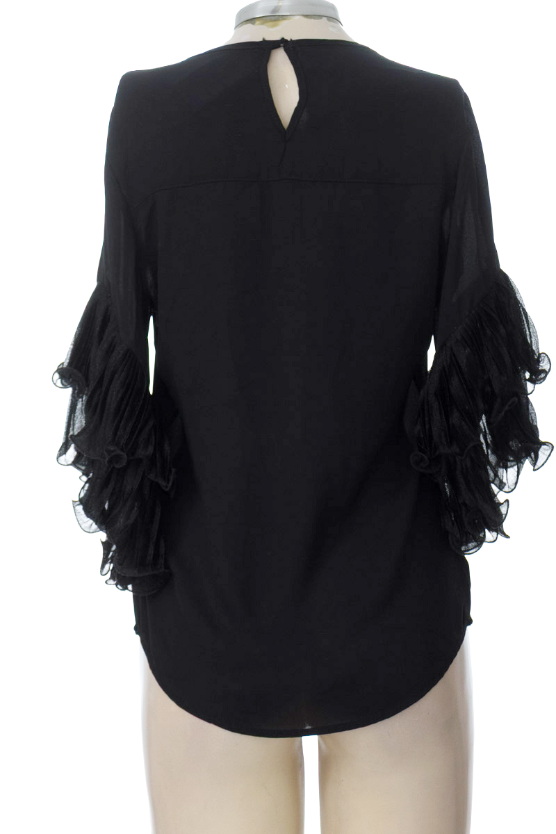 Blusa color Negro - Closeando