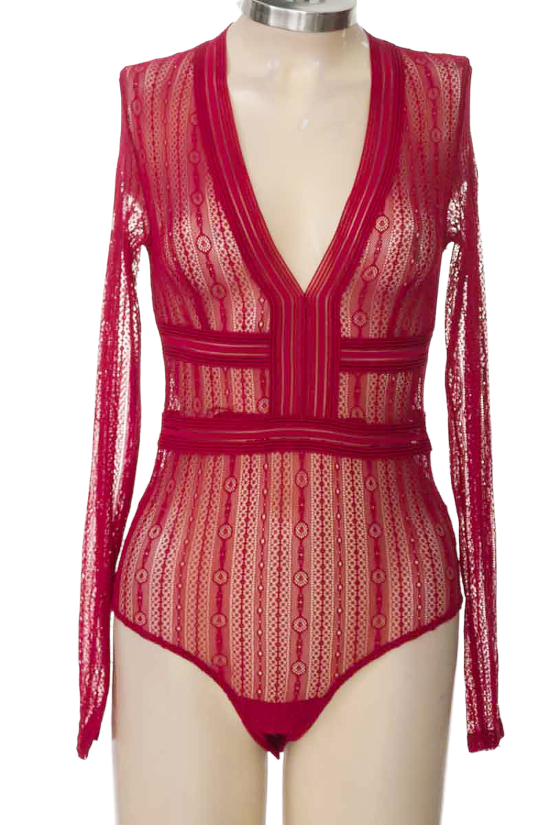 Top / Camiseta color Vinotinto - Santa Maria