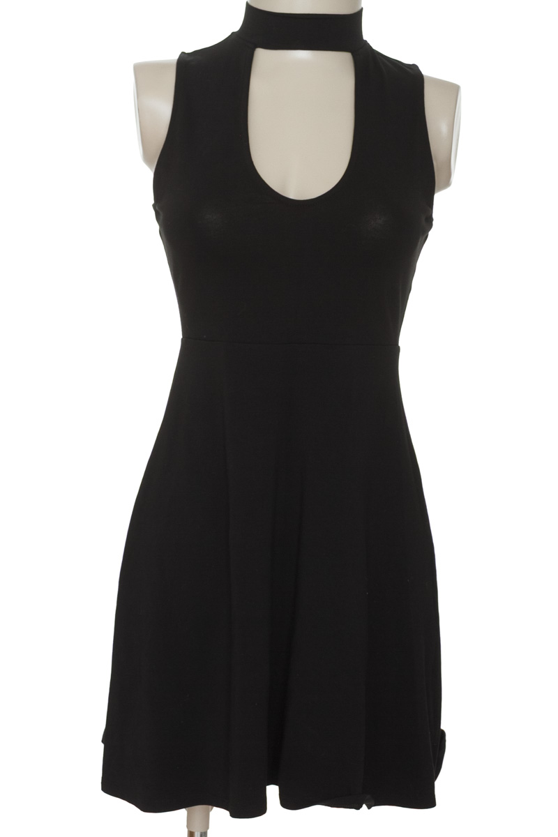 Vestido / Enterizo color Negro - Express