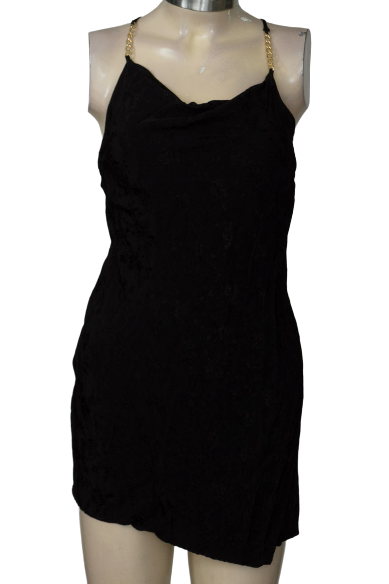 Vestido / Enterizo color Negro - Zara
