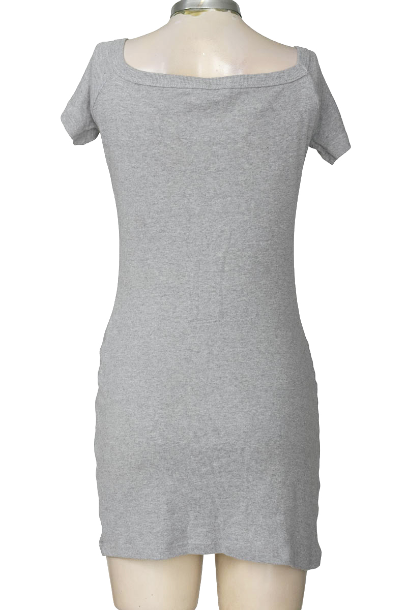 Vestido / Enterizo color Gris - Closeando