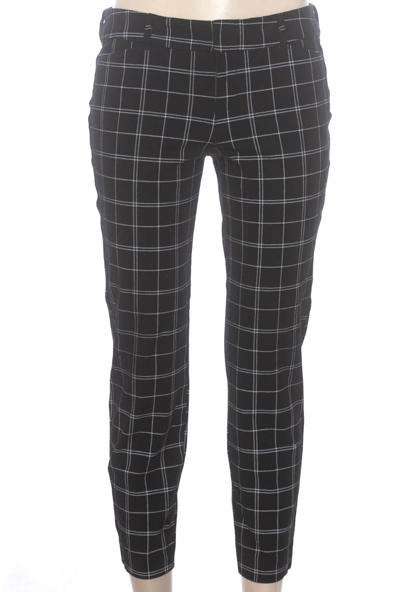 Pantalones color Negro - Old Navy