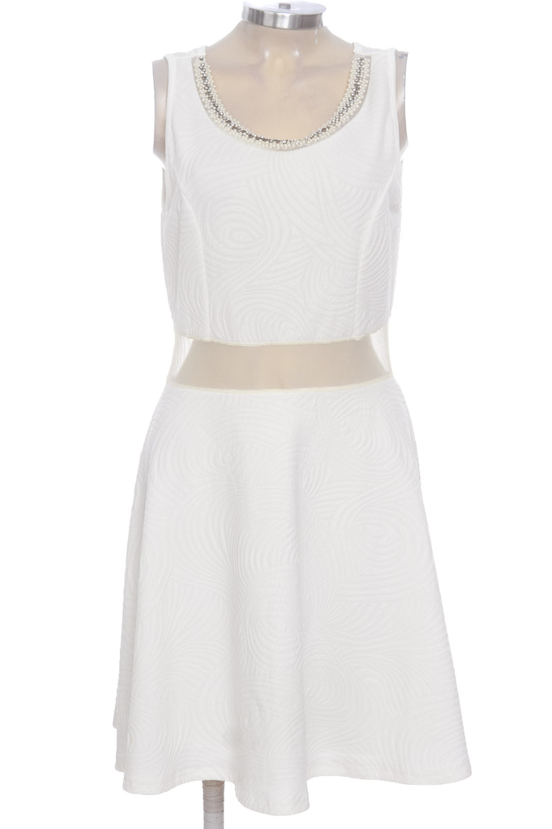 Vestido / Enterizo color Blanco - Closeando