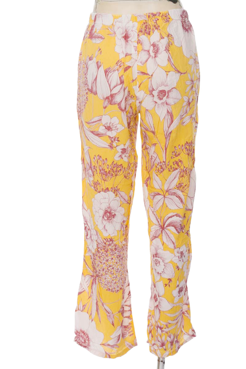 Ropa Deportiva / Salida de Baño color Amarillo - Touche