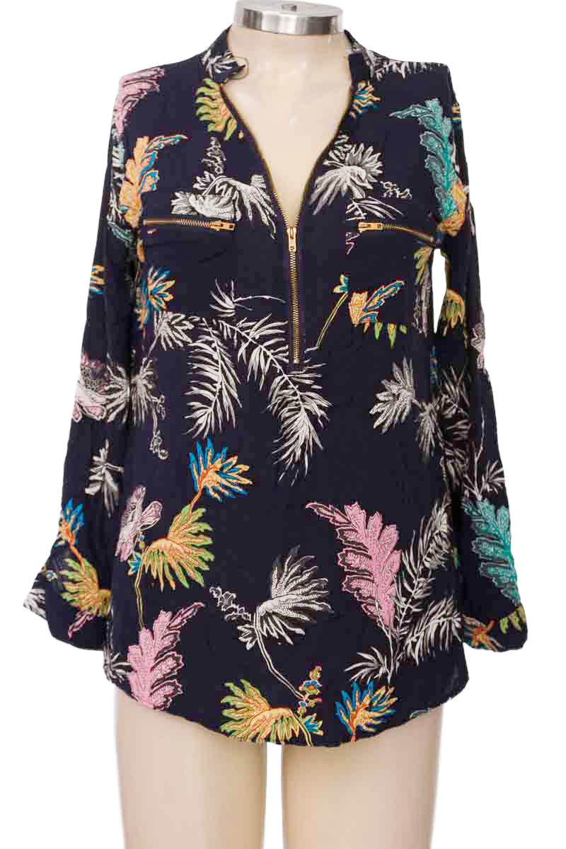 Blusa color Azul - Arkitect