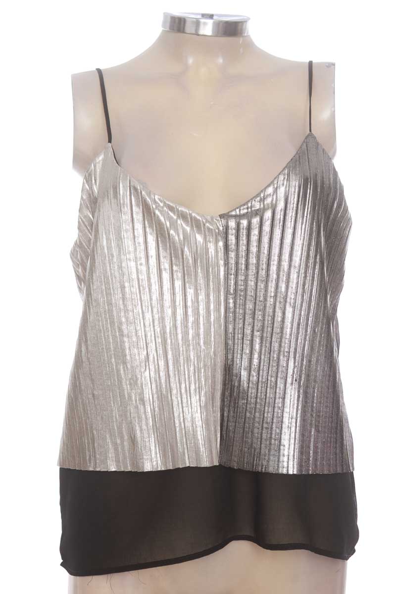 Top / Camiseta color Plateado - ELA