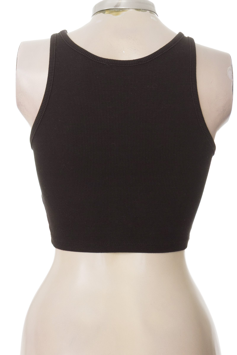 Top / Camiseta color Negro - Zara