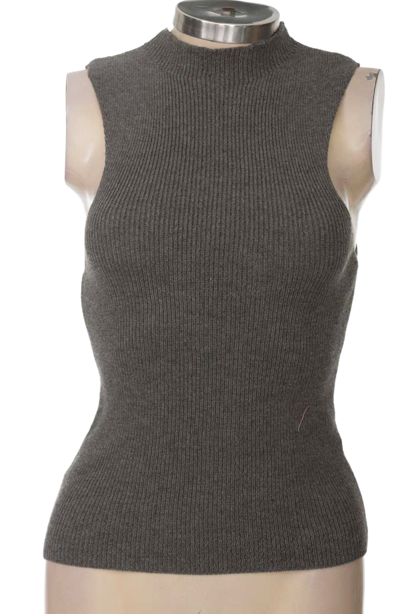 Top / Camiseta color Gris - Closeando