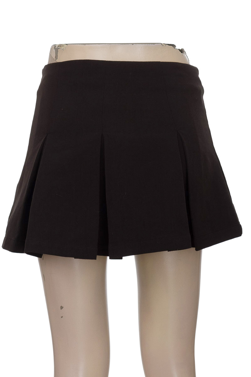 Falda color Negro - Closeando