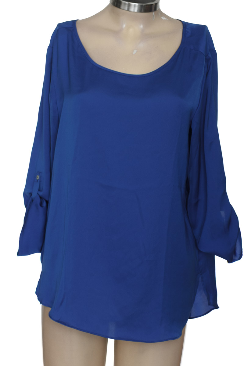 Blusa color Azul - Basement