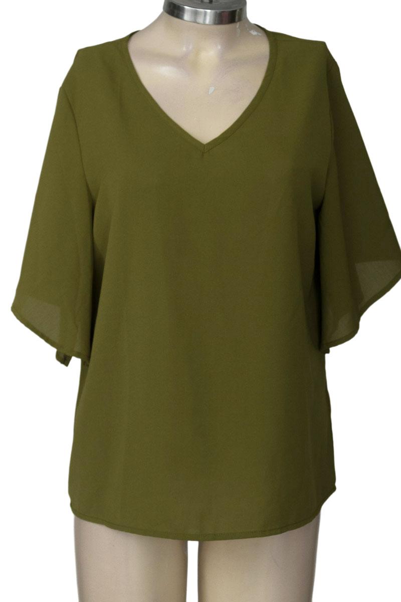Top / Camiseta color Verde - Closeando